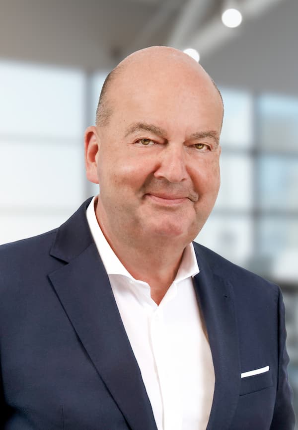 Portrait Helmut Mau